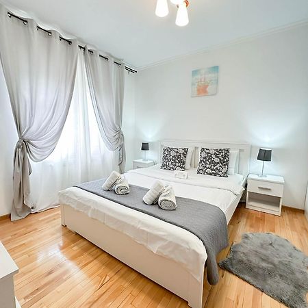 Sunrise Apartments City Center Бухарест Экстерьер фото
