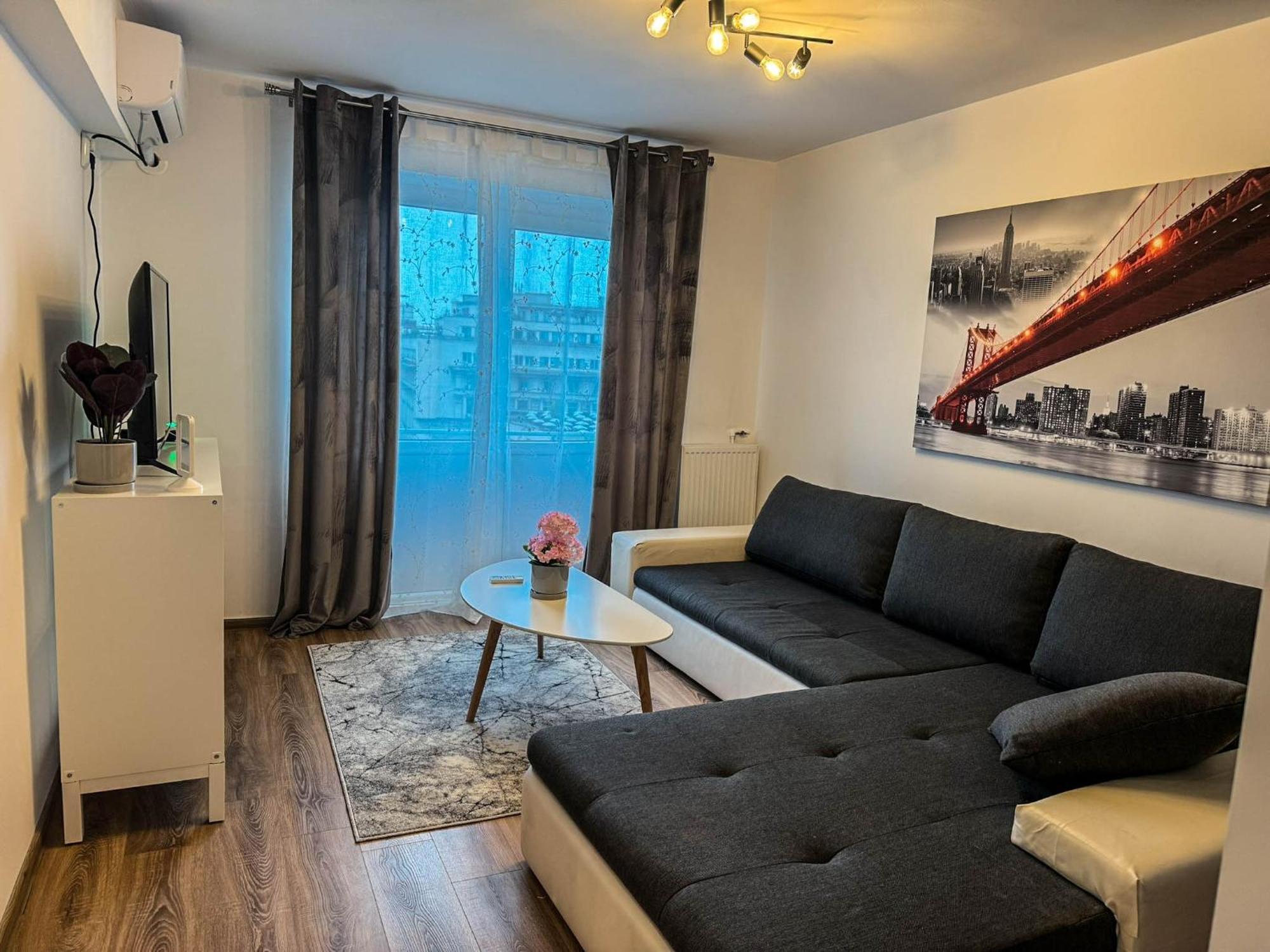 Sunrise Apartments City Center Бухарест Экстерьер фото