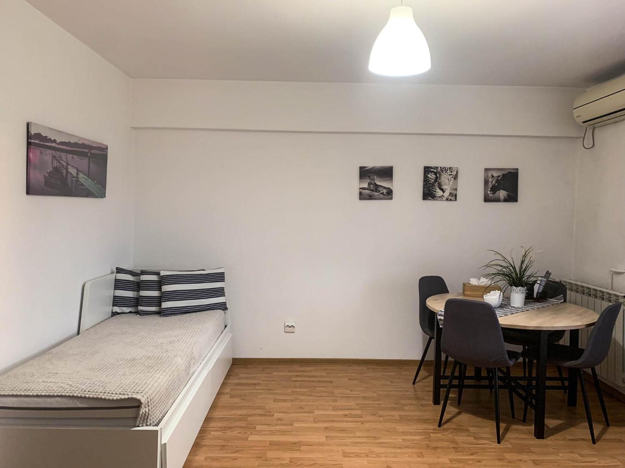 Sunrise Apartments City Center Бухарест Экстерьер фото