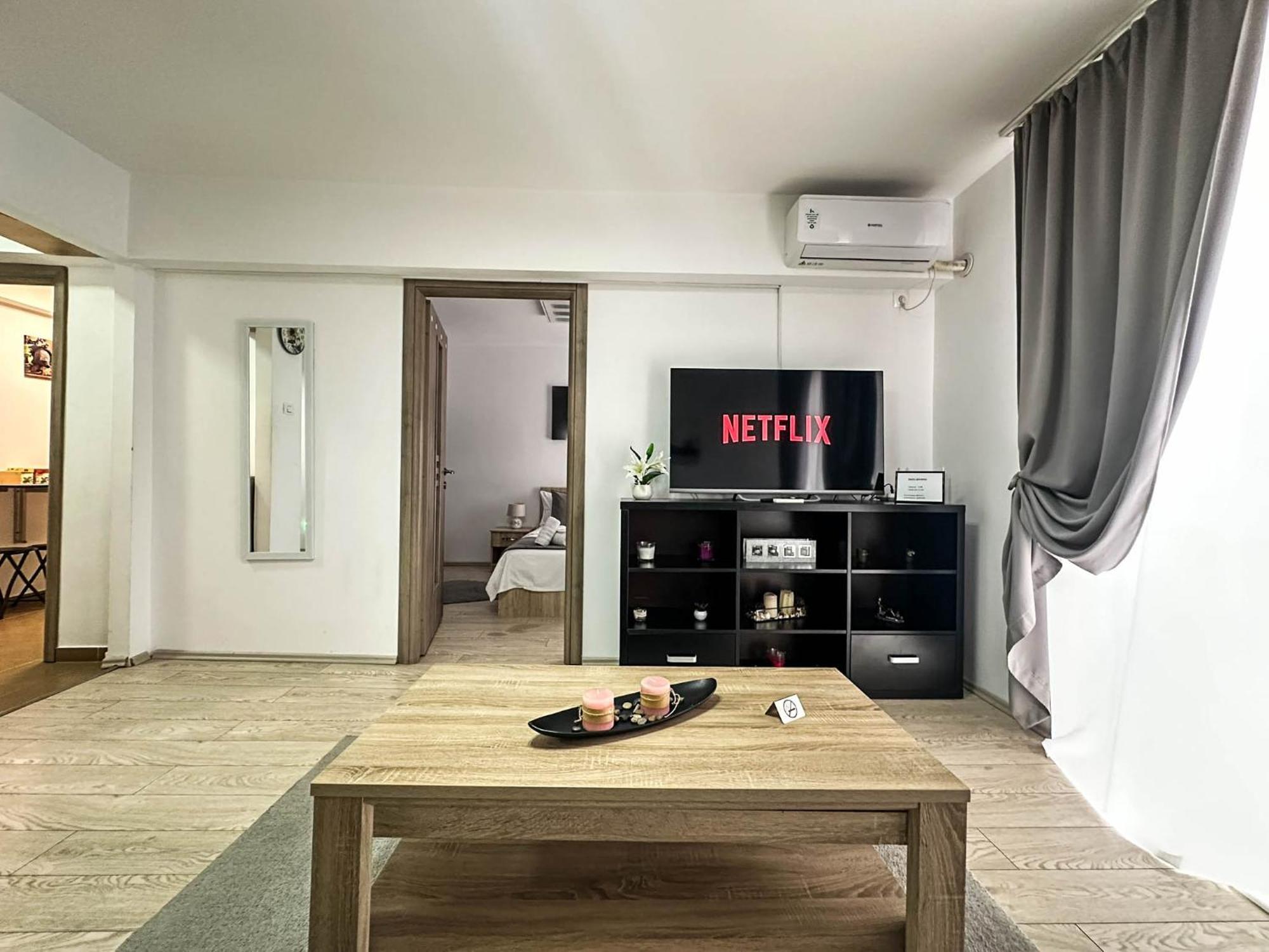 Sunrise Apartments City Center Бухарест Экстерьер фото