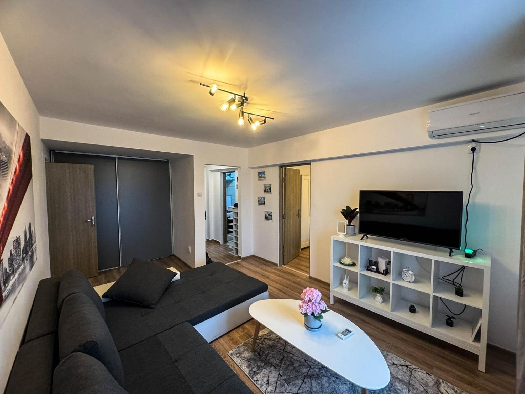 Sunrise Apartments City Center Бухарест Экстерьер фото