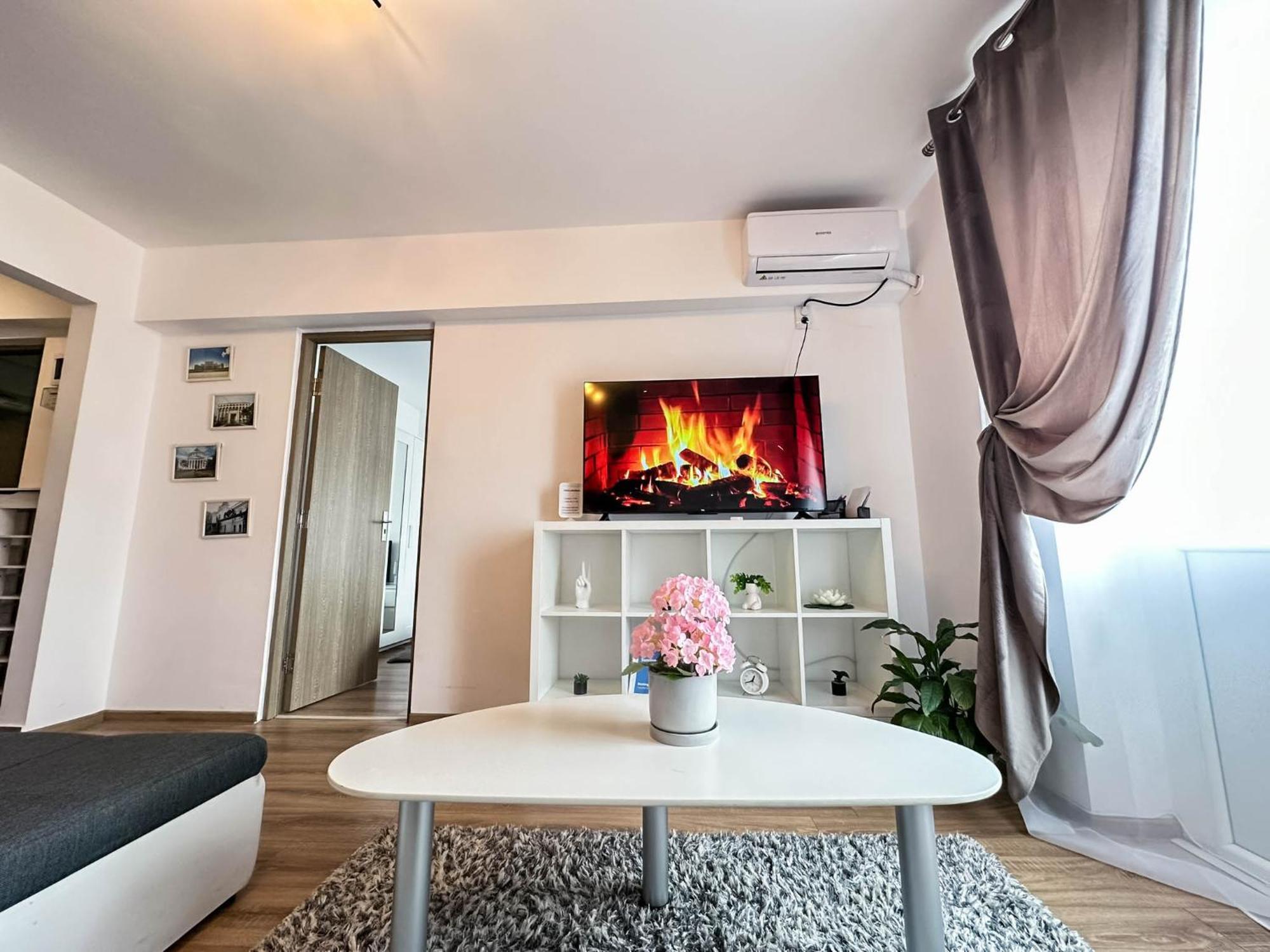 Sunrise Apartments City Center Бухарест Экстерьер фото