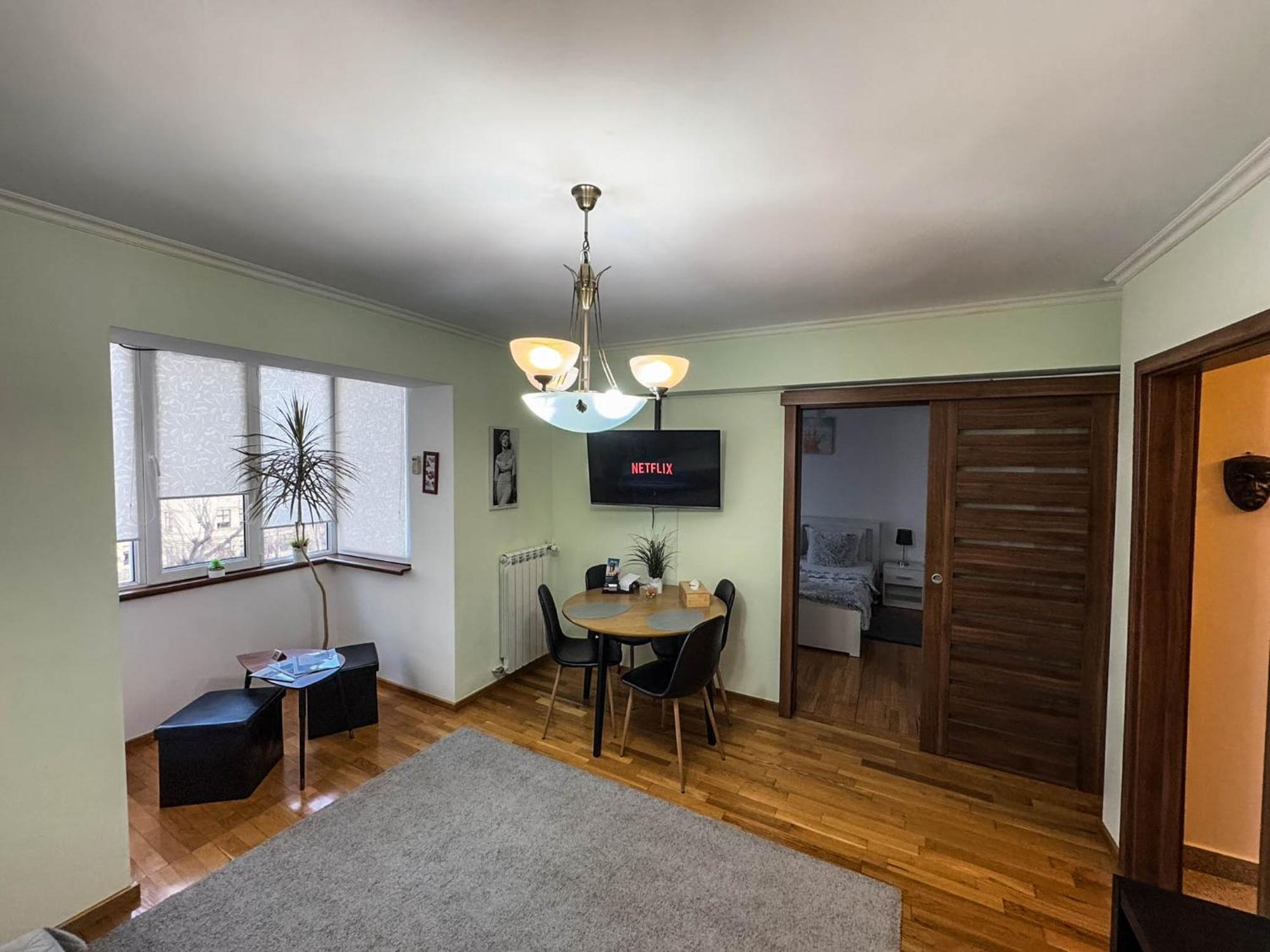 Sunrise Apartments City Center Бухарест Экстерьер фото